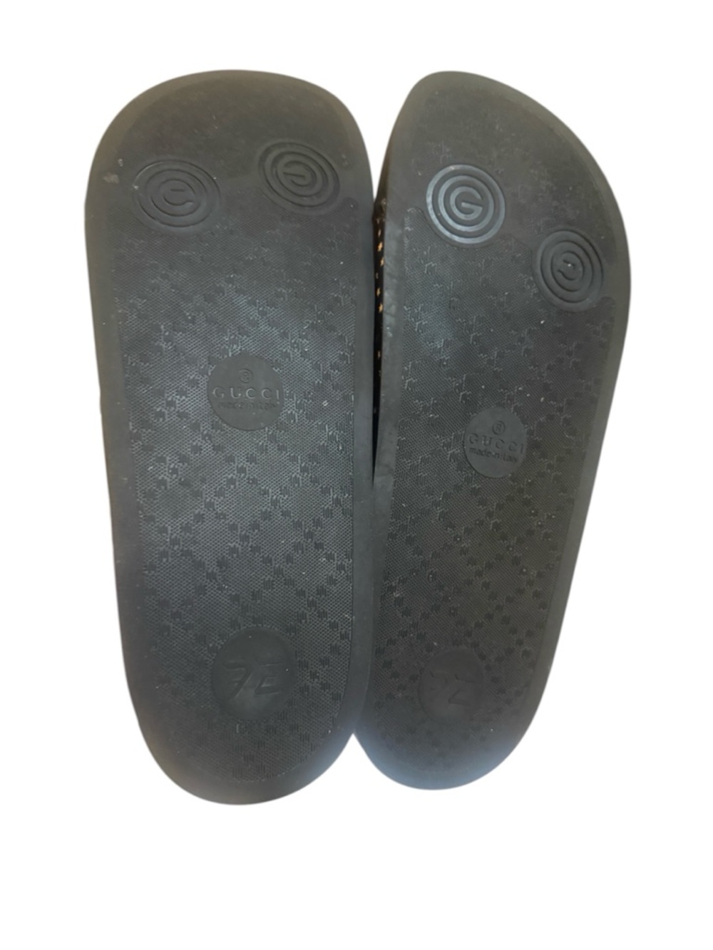 Rubber slides, Gucci x SEGA Guccy Logo Sandals in excellent conditions. - Picture 10 of 12
